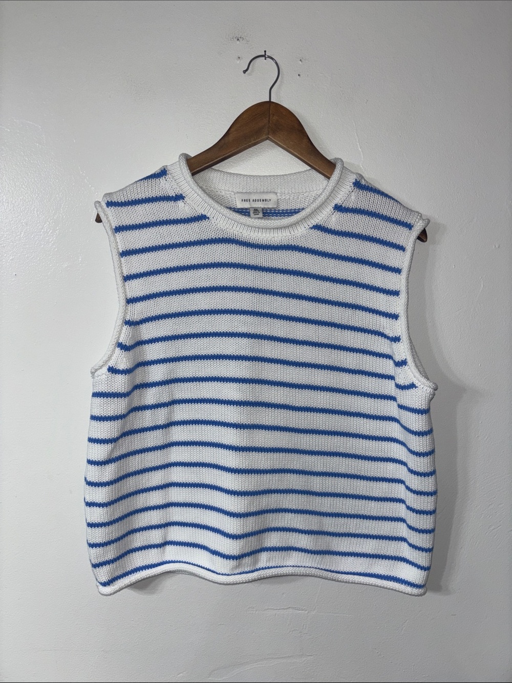 Free Assembly Striped Knit Sleeveless Tank Sweater White Blue Cotton Coastal XXL